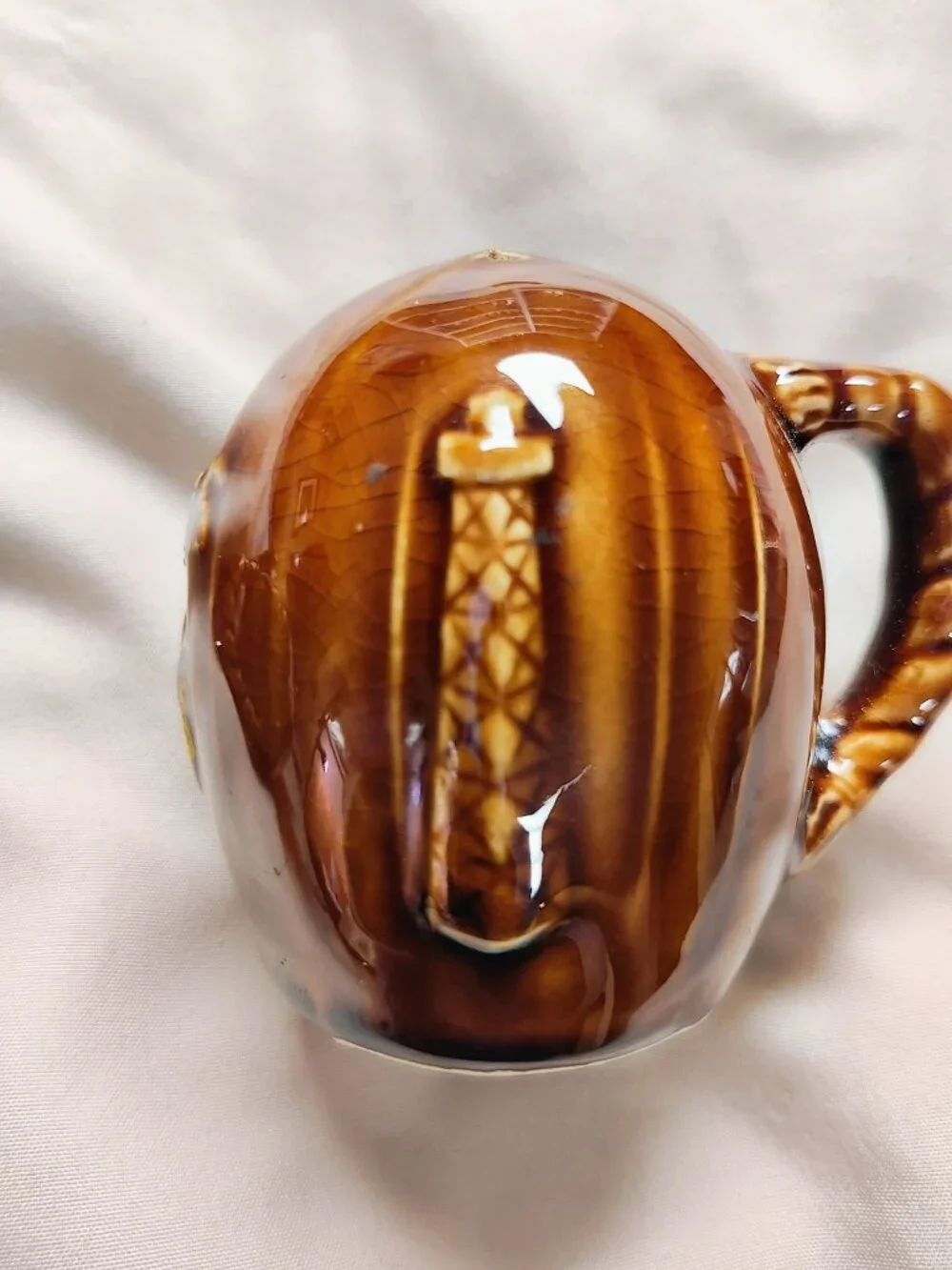 Vintage Texas Longhorn Ceramic Salt & Pepper Shakers Brown Glaze With Yellow Sta